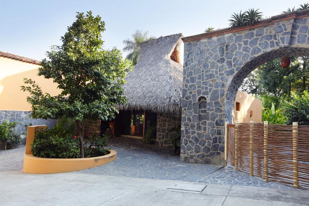Hotel Casa Don Francisco Ixtapa  Extérieur photo